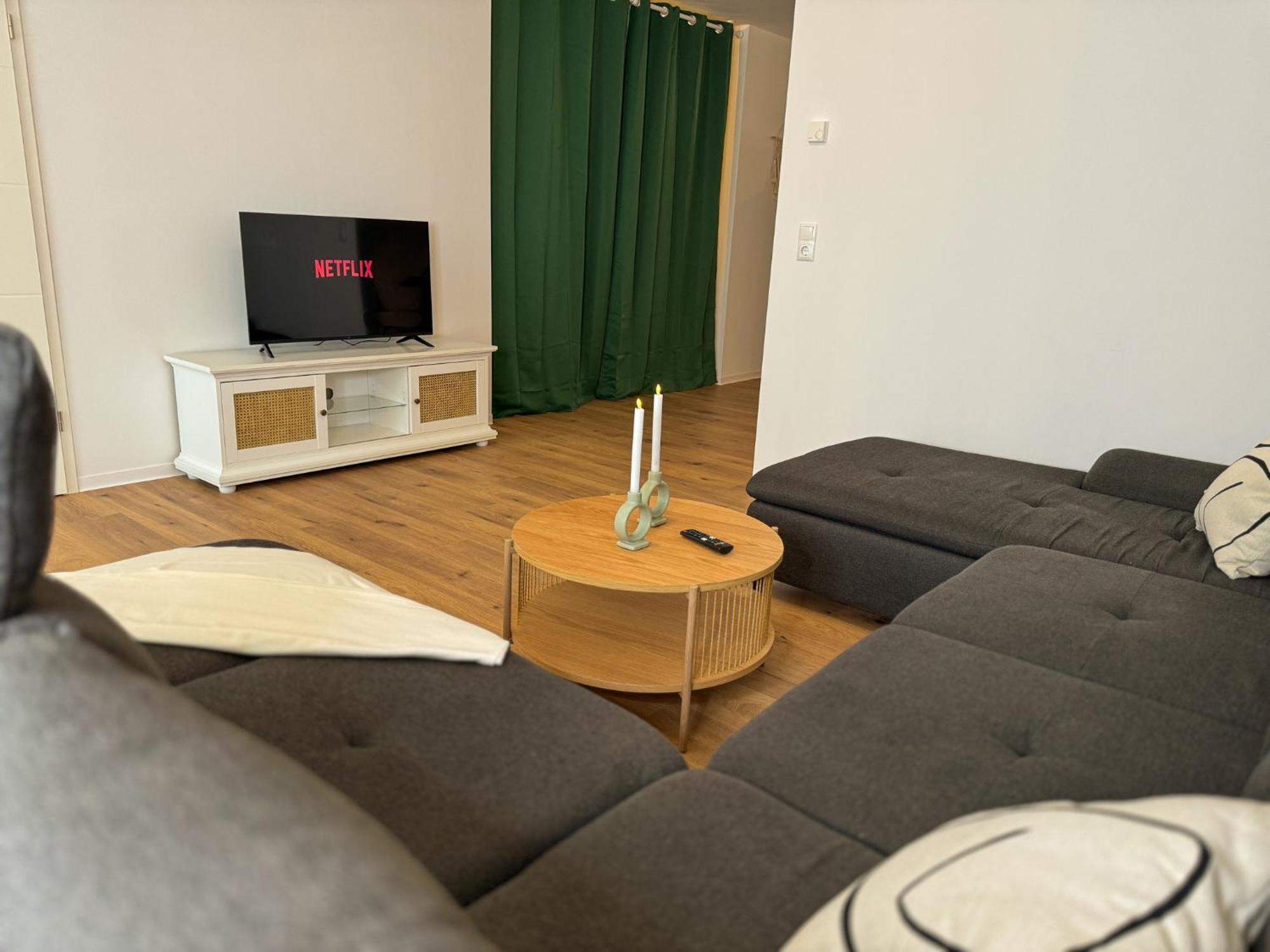 Home Inn Apartments - 203 มินเดิน ภายนอก รูปภาพ